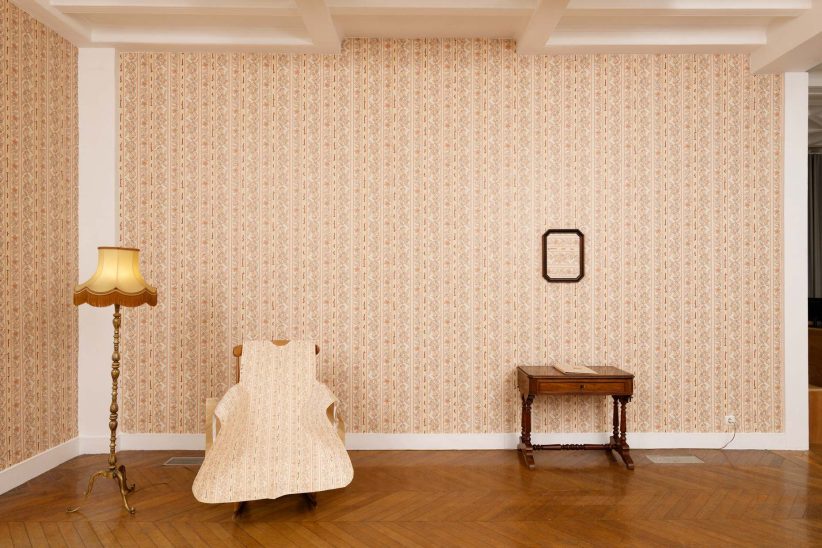 Veduta della mostra Tomaso Binga - Corps-poésie, a La Galerie di Noisy-Le-Sec, in Francia