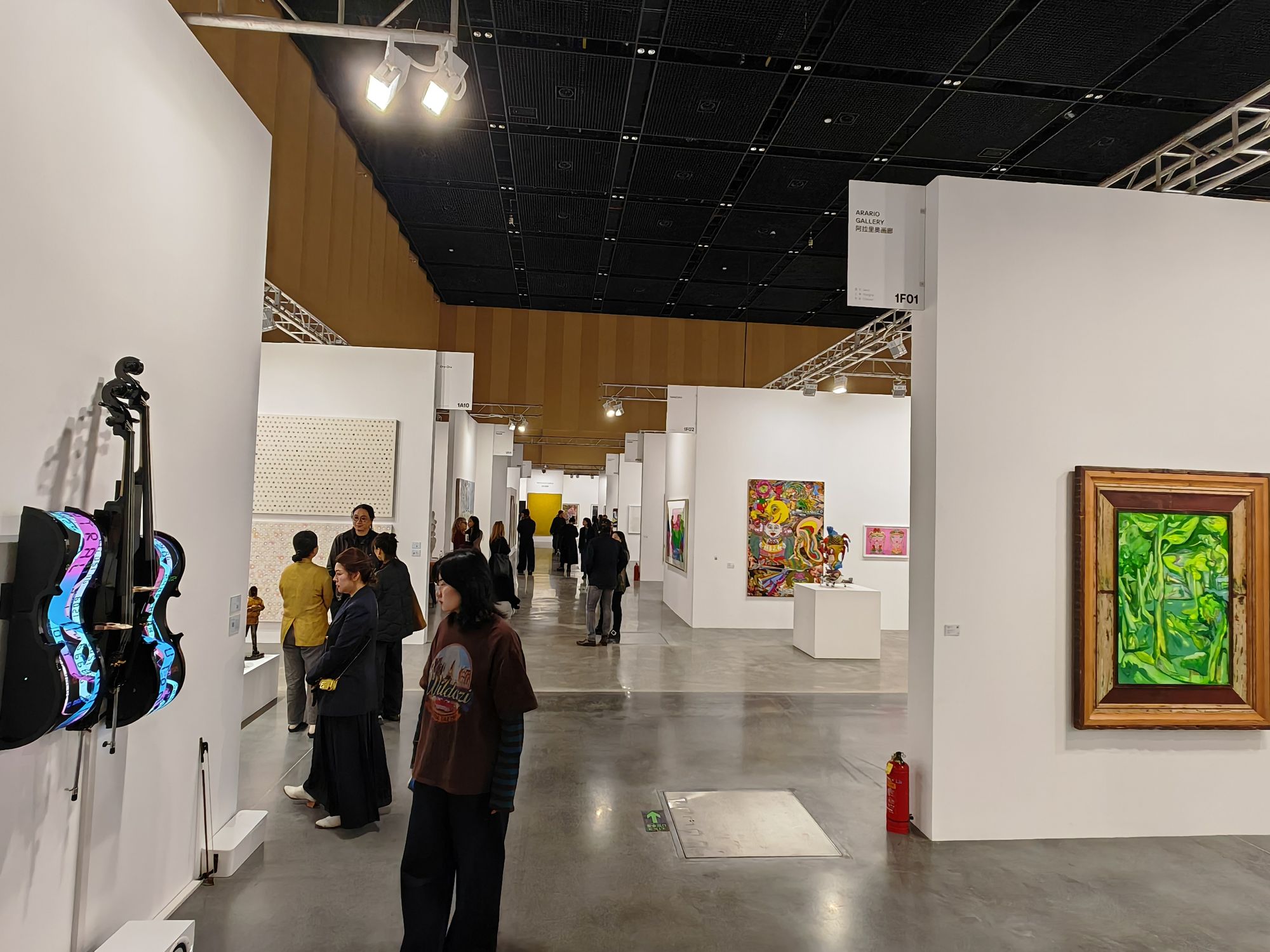 West Bund 2025. Immagini e video dei migliori stand alla grande fiera di Shanghai