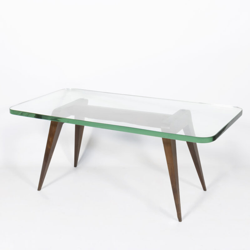 Lotto 23, Gio Ponti, tavolino basso in legno e vetro trasparente, marchio della produzione Fontana Arte. Stima 3-4 mila euro - Colasanti Casa d'Aste