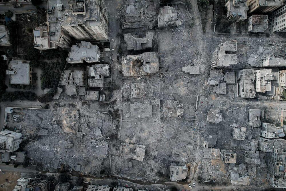 I Grant You Refuge ©Shadi Al-Tabatibi