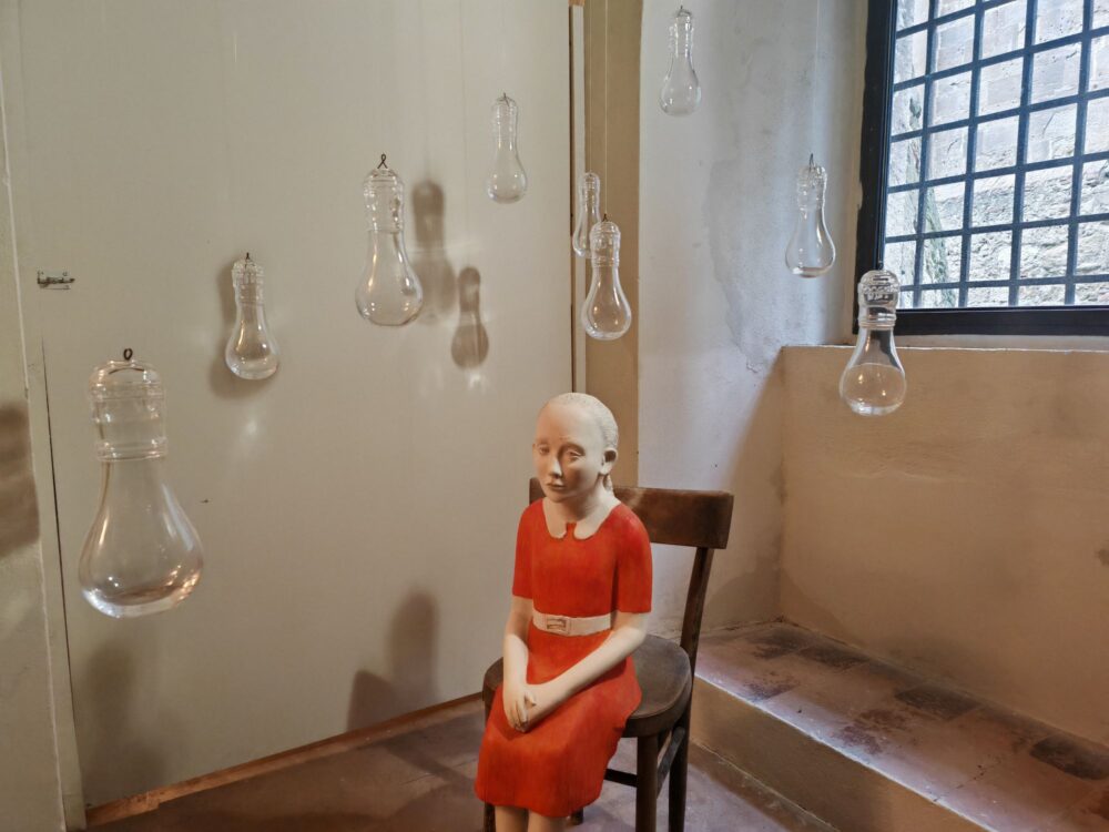 Red Girl, di Kiki Smith