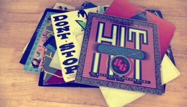 Dischi anni Ottanta - Foto di InspiredImages da Pixabay