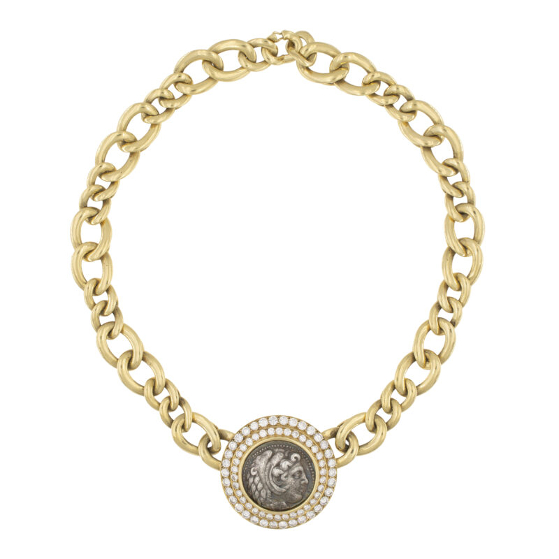 Bulgari, collana collezione Monete, anni ’60–’70Stima: € 15.000 – € 25.000 Aggiudicazione (diritti inclusi): € 63.000 Colasanti Casa d'Aste
