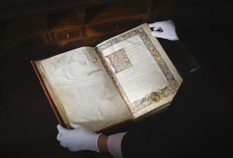 Tito Livio. Ab Urbe condita. Prima deca. Manoscritto miniato su pergamena, XV secolo. Stima € 280.000 - € 350.000. Courtesy Il Ponte Casa d’Aste