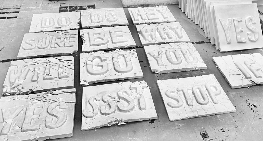 Miet Warlop, Plaster Words (Studio Detail), 2025, courtesy of the artist