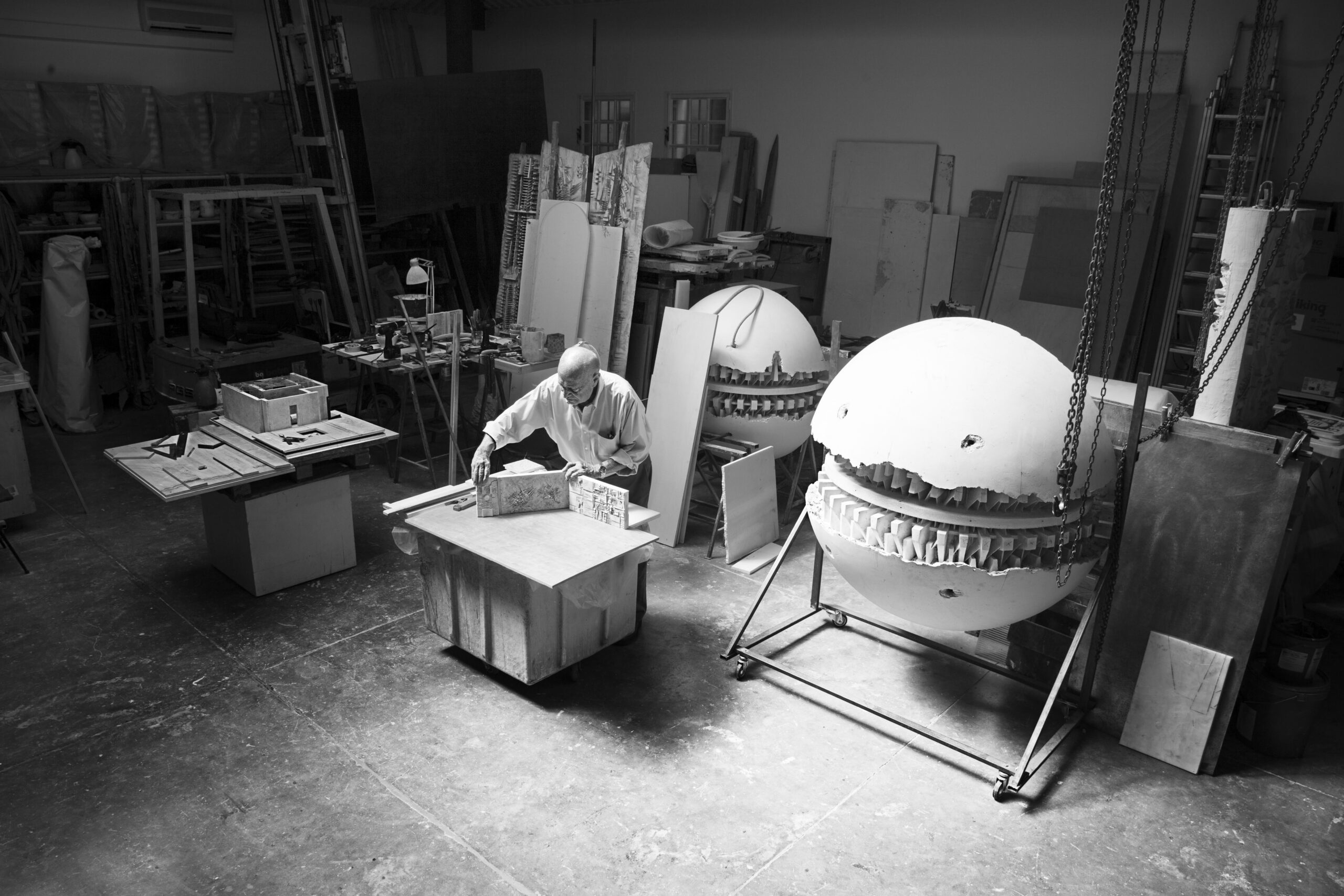 Cent’anni di Arnaldo Pomodoro: ecco il 2026 della Fondazione