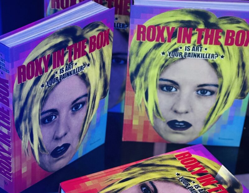 Roxy in the Box, Is art your painkiller?