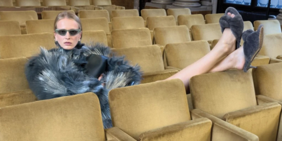 Bottega Veneta, campagna Summer 2026 firmata da Juergen Teller. Courtesy of Bottega Veneta