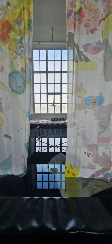 Klasse Sabrina Fritsch. Opere di Greogor Leiprecht Ari Behnke Sunyou Jeong Hannah Schmitz Foto Della Ventura