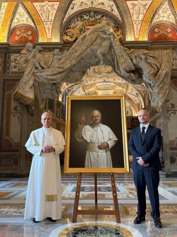 Papa Leone XIV con l'artista Roberto Ferri autore del ritratto