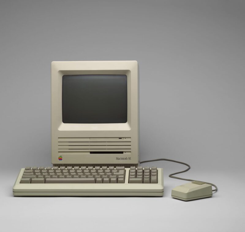 "Macintosh Home Computer" di Apple. 1984 Steve Jobs, Jerry Manock