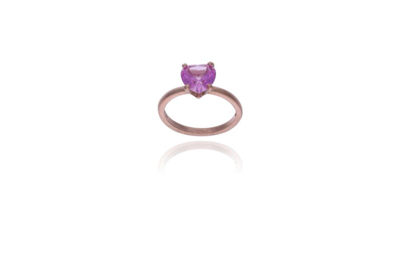 Dodo 100 per 100 Amore, anello con pietra, base d'asta 150 euro. Affide
