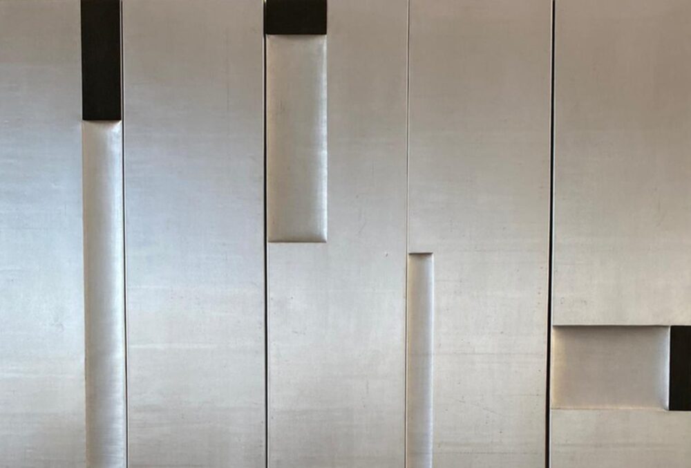 Nunzio, Oblio, 1989, piombo e combustione su legno, courtesy l'artista e lorenzelli arte (particolare)