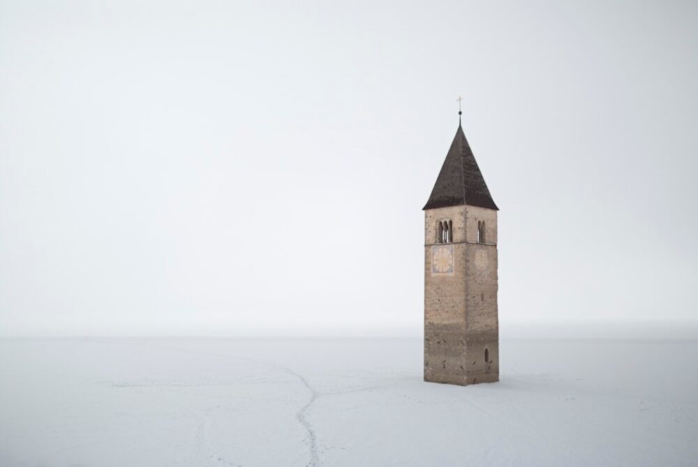 Silvia Camporesi, Curon, 2015, courtesy Galleria del Cembalo - Z2O Sara Zanin Gallery