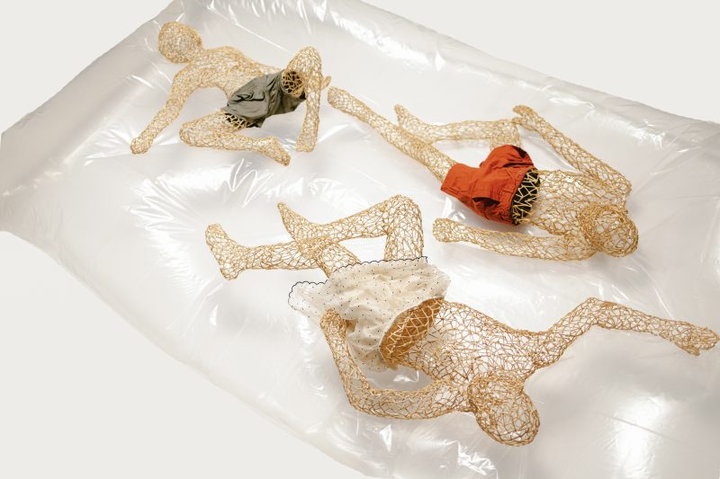 Aimé Mpané, Le souffle, 2026, matchstick stems, mixed media © Agnes Kena