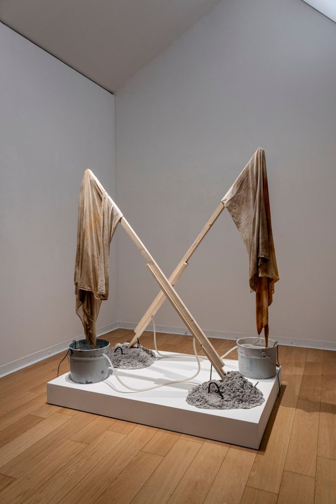 153 Peter Belyi. The Silences of the Apocalypse, Galleria San Fedele, Milano, foto Luca Casonato