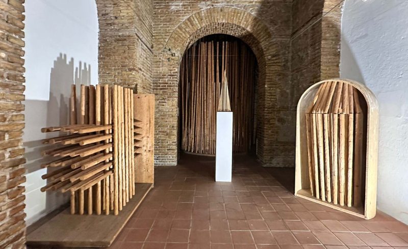 Un'installazione di Pasquale Di Fabio