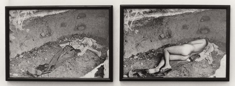 Bruno Ceccobelli, Il vello d'oro, performance presso La stanza, Roma, 1977, due fotografie 17,5 x 24 cm. cadauna, documentazione fotografica Gianni Dessì, stampa Mimmo Capone