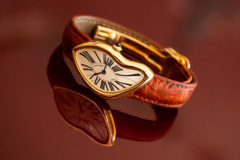Cartier Crash Paris in oro giallo, venduto per 334.100 euro. Cambi Casa d'Aste
