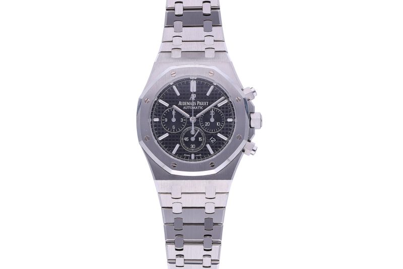 Lotto 18, Audemars Piguet Royal Oak Chronograph in acciaio, con movimento automatico calibro 2385, bracciale e fibbia deployante AP in acciaio, con base d’asta di 20.000 euro. Affide