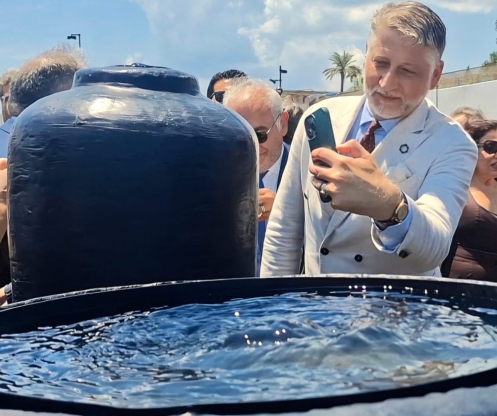 Il Ministro della Cultura Alessandro Giuli inaugura l'installazione