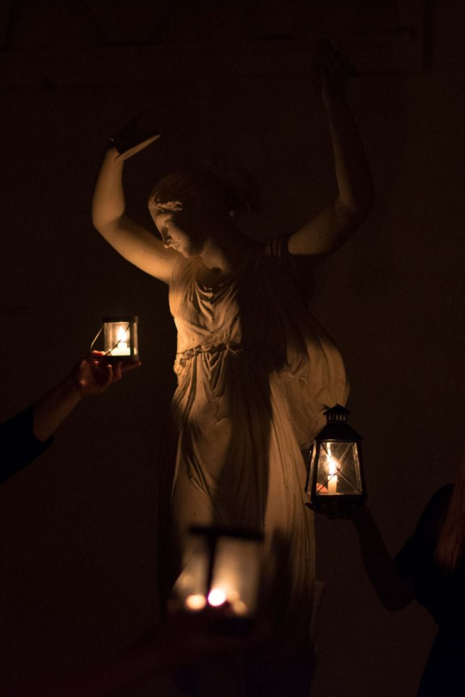 Canova a lume di candela foto Lino Zanesco