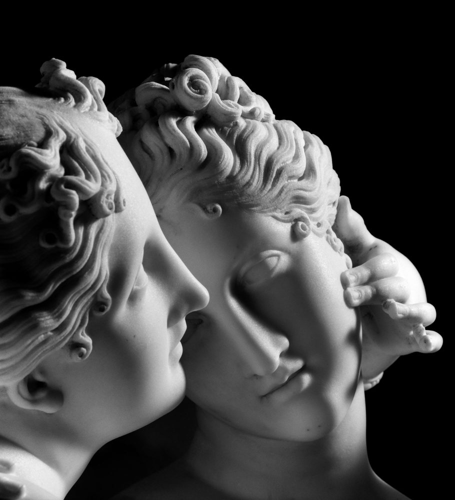 Aurelio Amendola, Le Tre Grazie, Canova - Galleria Borghese, Roma, 2008, Stampa Inkjet Fine Art su carta fotografica, 100 x 100 cm © Aurelio Amendola