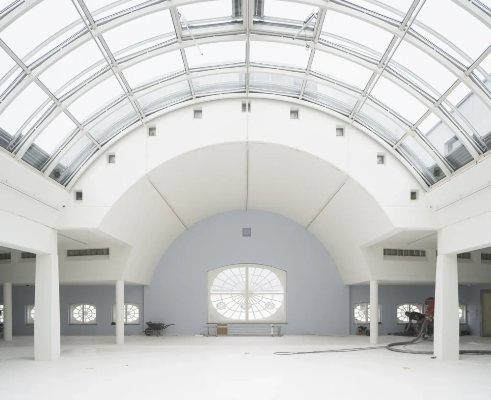 Veduta interna del Design Museum Gent, photo ©Michiel De Cleene