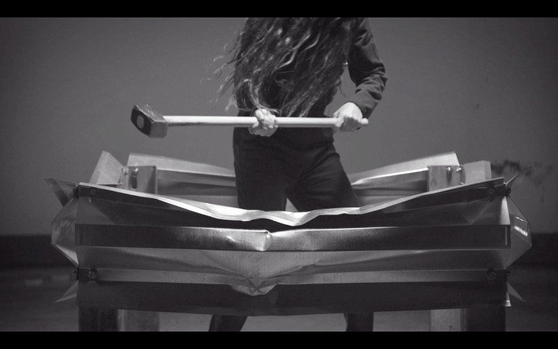 Loredana Longo, CRASH#2, 2022, metallo lavorato (guardrail) 136x133x80 cm (ca.) Still da performance/video crashing the box, 2022