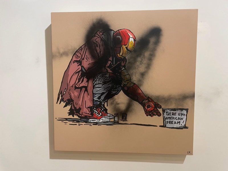 Laika, The Collapse of Democracy – States of Injustice, Chapter 2, galleria Rosso20sette, Roma. Veduta della mostra dopo l'aggressione del 27 ottobre 2026