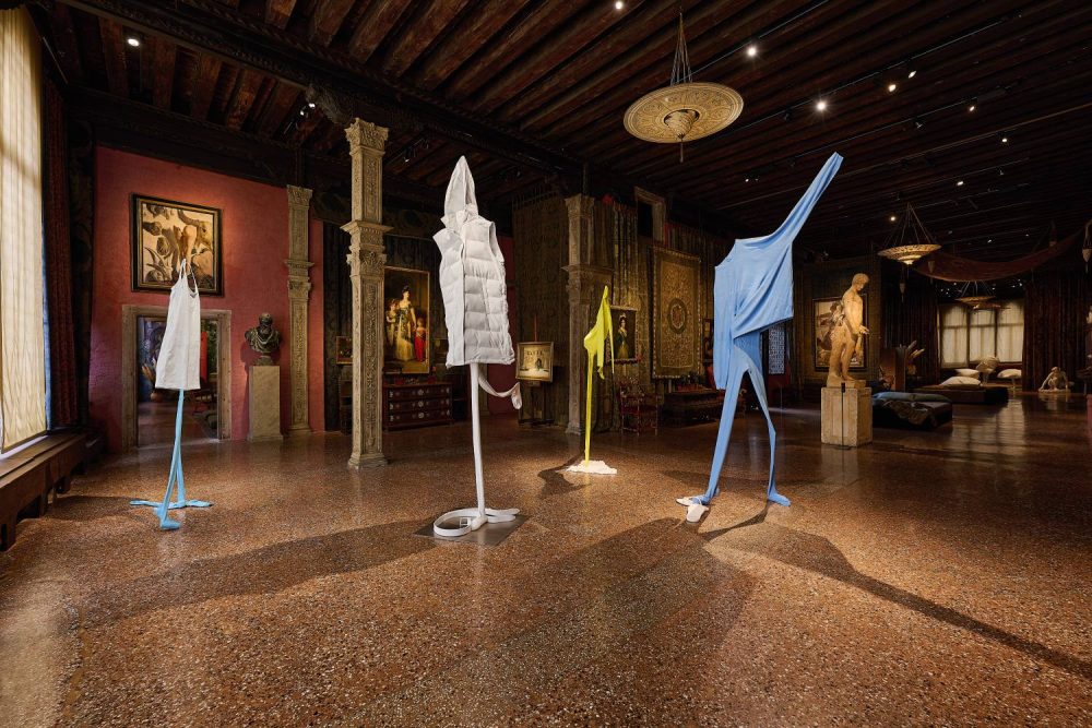 Erwin Wurm, Dreamers, Palazzo Fortuny