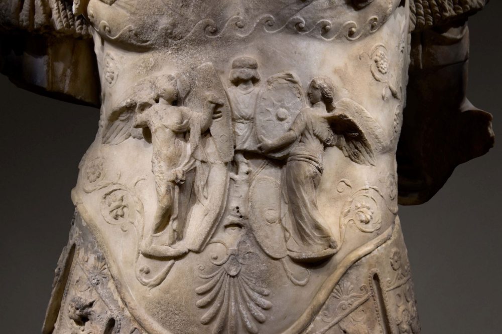 Il torso marmoreo di imperatore, nuovo record per un'antichità romana