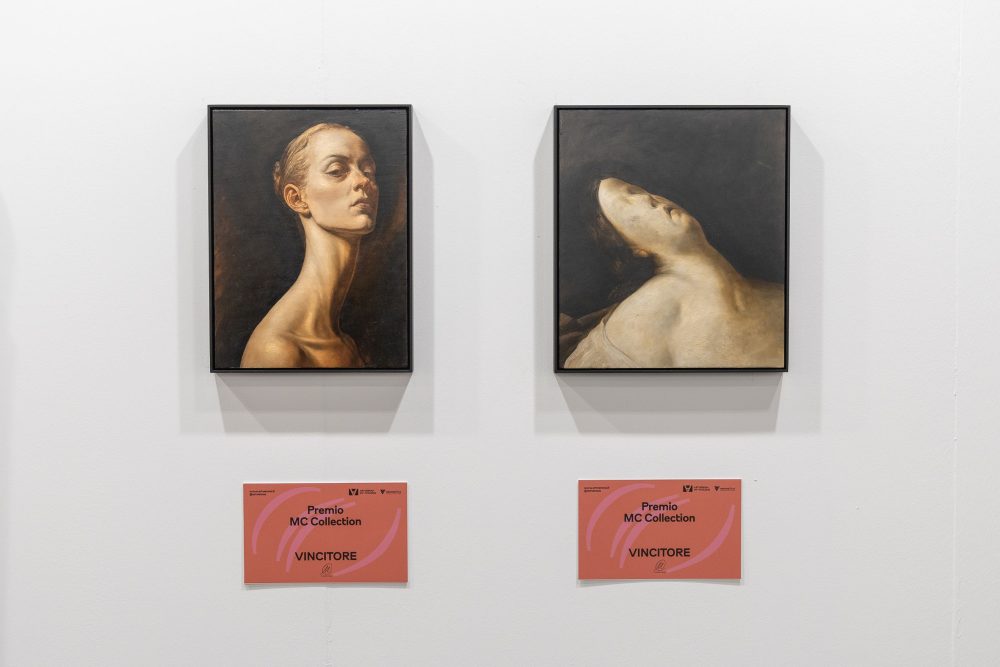 Leonardo Della Torre, The Beauty, 2026, olio su tavola, 40 x 30 cm, e Senza titolo, 2026, olio su tavola, 40 x 35 cm, NP ArtLab