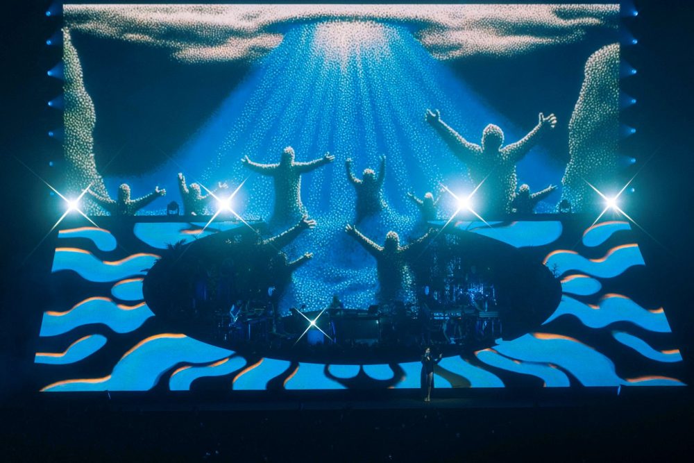 Stefano Polli, visual per lo show di MACE al forum di Assago