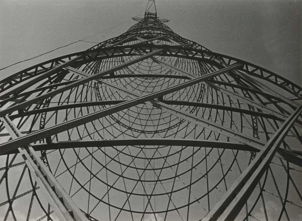 Torre di Šuchov fotografata da Aleksandr Rodčenko nel 1929