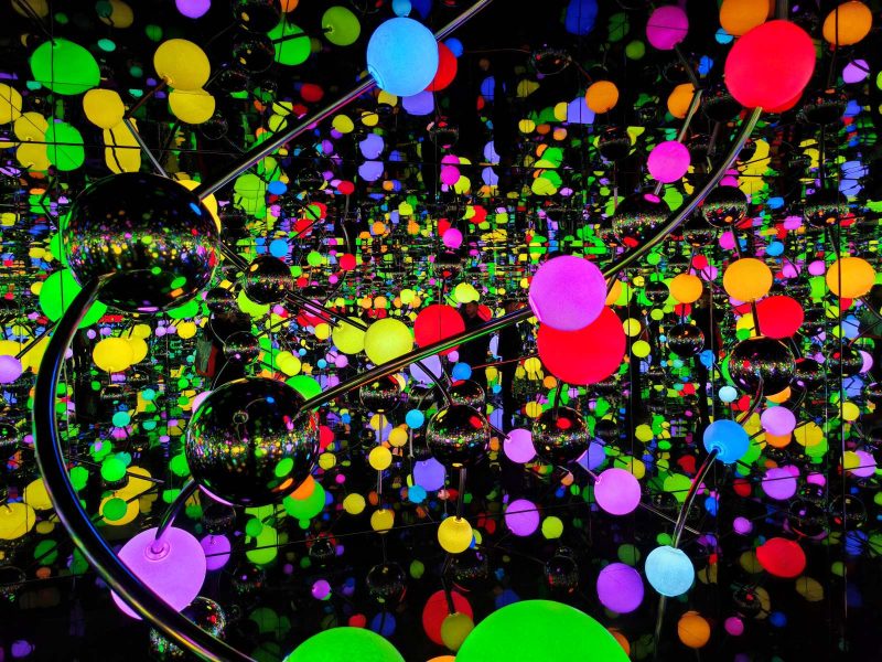 Yayoi Kusama. Infinity Mirrored Room - The Eternally Infinite Light of the Universe Illuminating the Quest for Truth, OGR, Torino